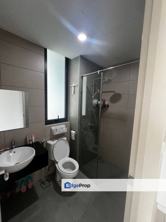 Fully furniture 2 room service apartment at elysia park residence medini, Johor, Nusajaya