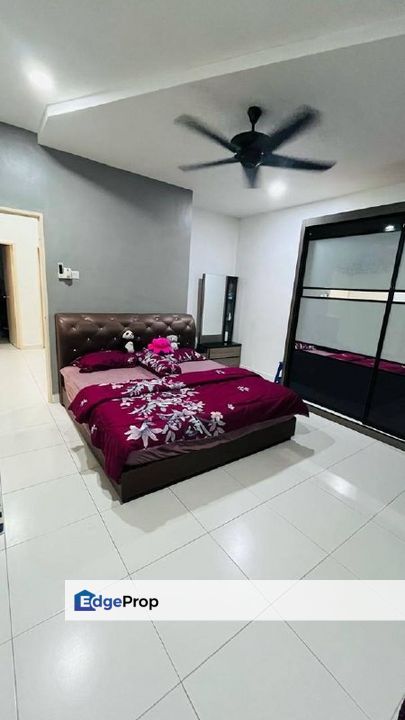 Freehold double storey landed house renovated and guarded at taman pulai hijauan skudai, Johor, Kangkar Pulai