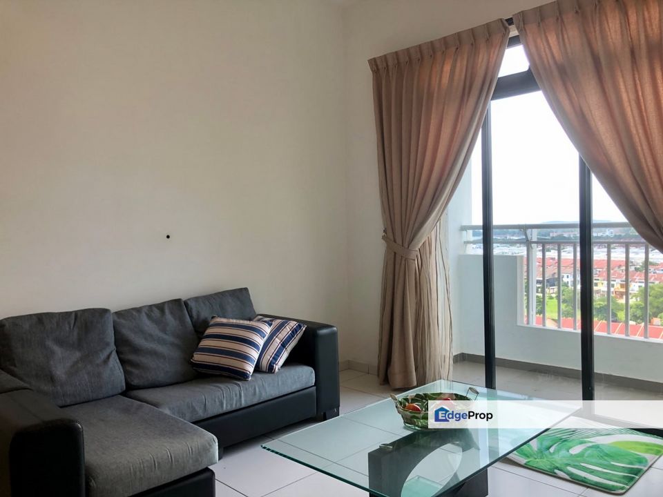 Freehold 3 room service apartment at sky view bukit indah iskandar puteri, Johor, Bukit Indah