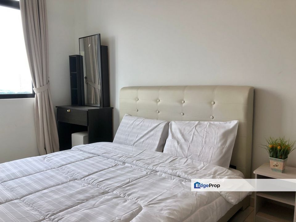 Freehold 3 room service apartment at sky view bukit indah iskandar puteri, Johor, Bukit Indah