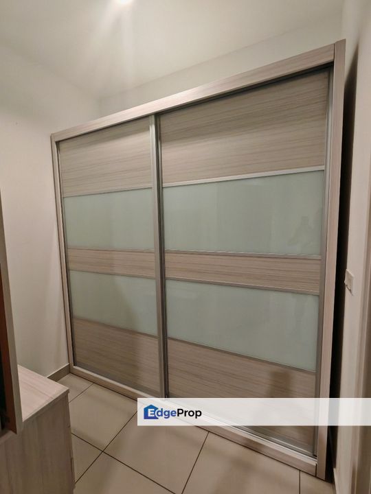 Fully furniture double storey landed guarded and renovated at the green horizon hill iskandar puteri, Johor, 