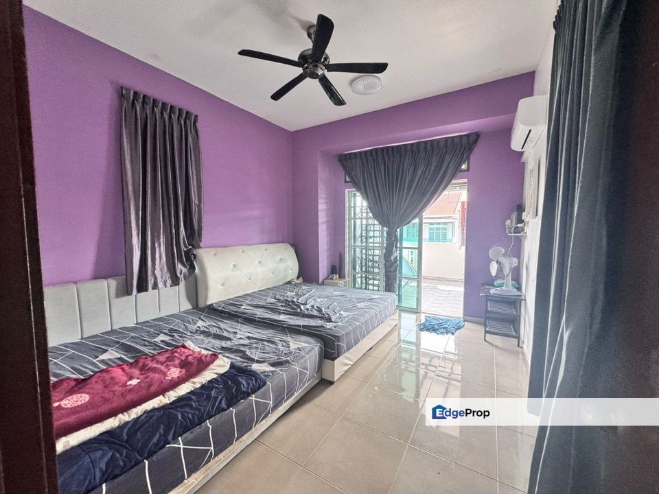 Freehold double storey corner lot guarded at taman nusa sentral iskandar puteri, Johor, 