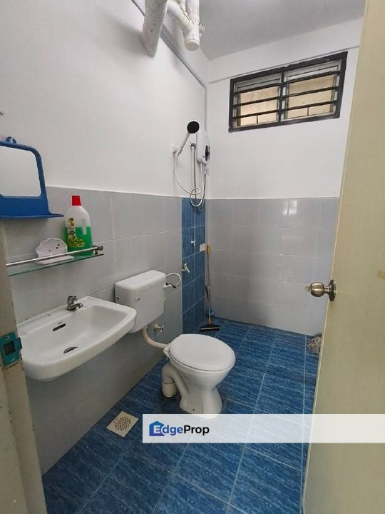 Fully furniture 3 room apartment for rent in indah court bukit indah , Johor, Bukit Indah