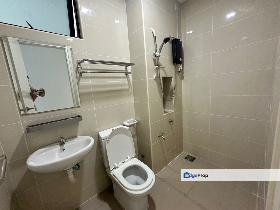 Freehold 3+1 room dual key service apartment at sky loft bukit indah iskandar puteri, Johor, Johor Bahru