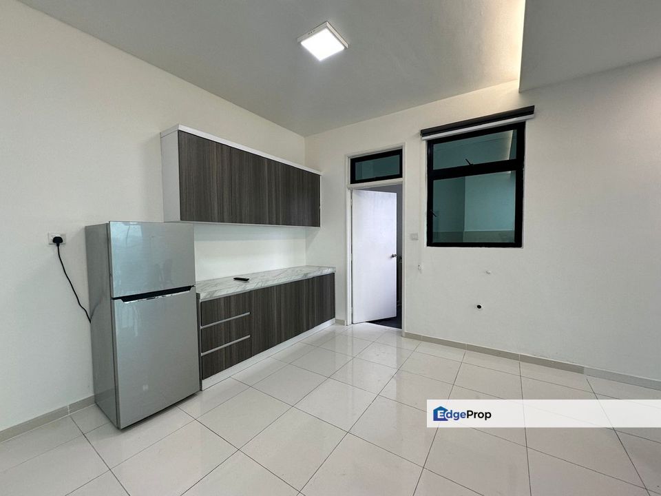 Freehold 3+1 room dual key service apartment at sky loft bukit indah iskandar puteri, Johor, Johor Bahru