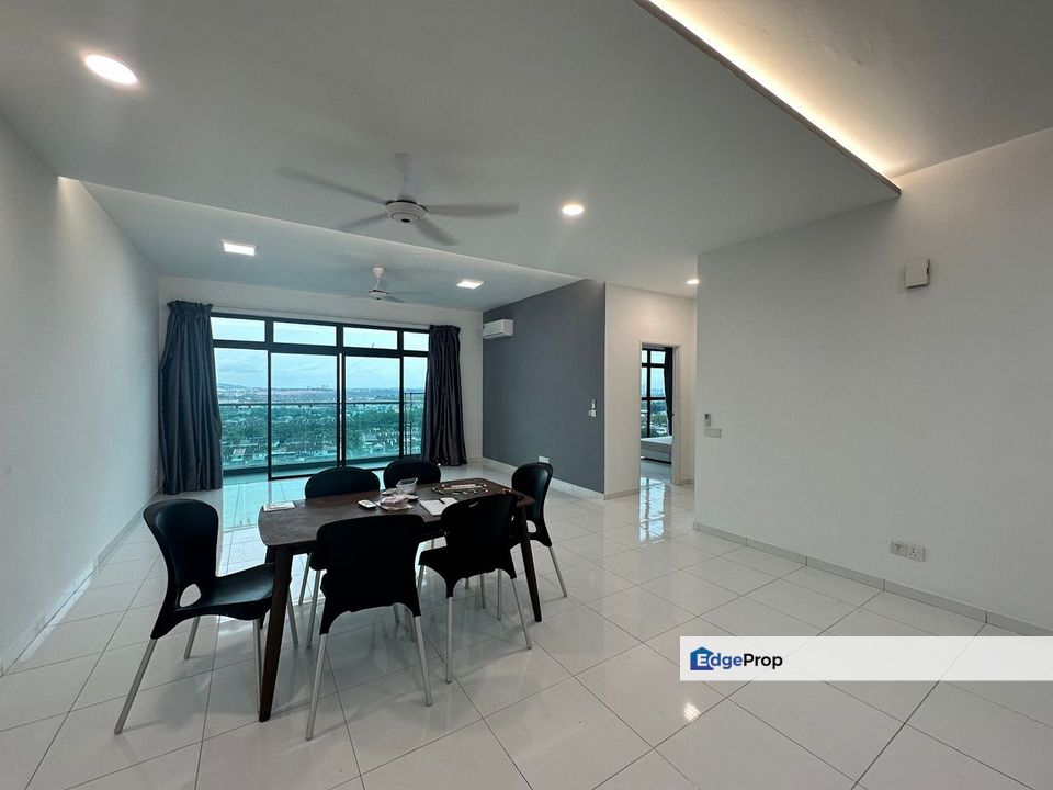 Freehold 3+1 room dual key service apartment at sky loft bukit indah iskandar puteri, Johor, Johor Bahru