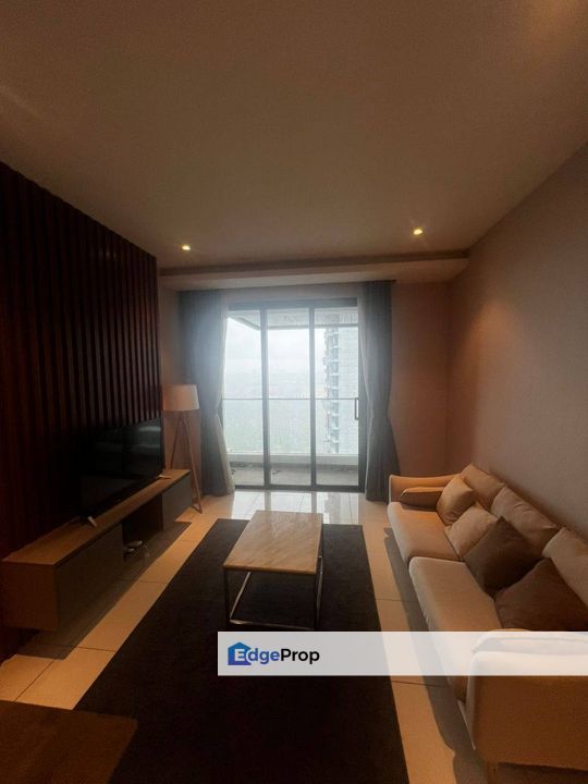 Full loan 2 room service apartment at elysia park residence medini, Johor, Nusajaya