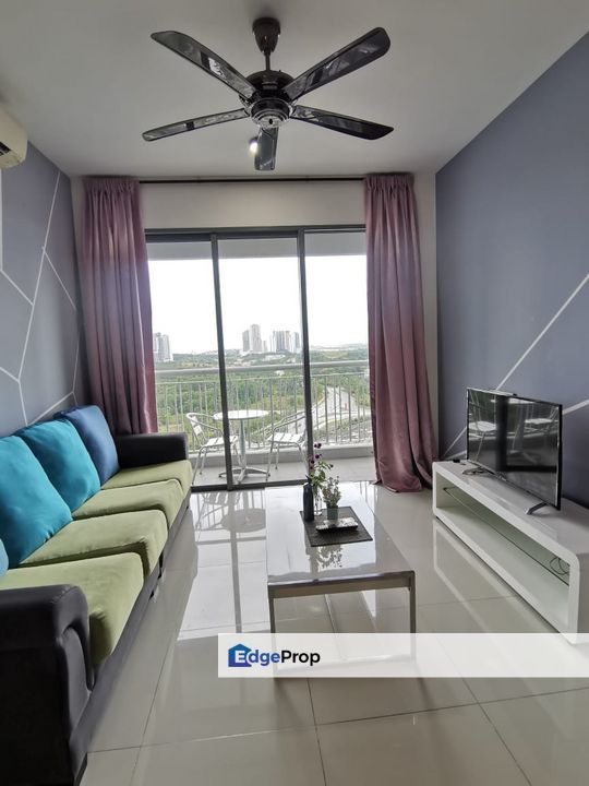 Fully furniture mid floor 1 room service apartment at teega suites puteri harbour johor, Johor, 