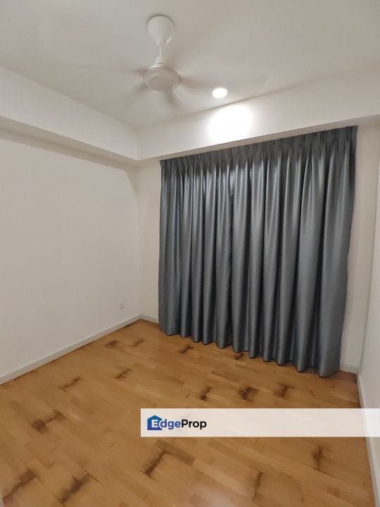 Partial furniture 3 room service apartment at iskandar residence medini, Johor, Nusajaya