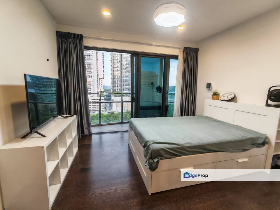 Full loan freehold studio unit fully furniture at almas suites puteri harbour iskandar puteri, Johor, 