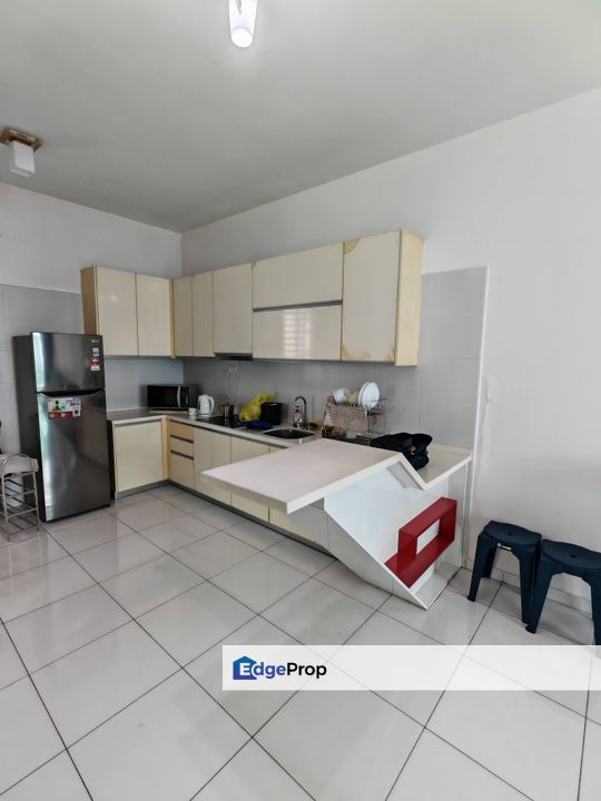 Freehold 2 room service apartment at sky loft bukit indah iskandar puteri, Johor, Johor Bahru