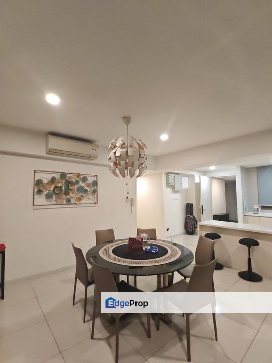 Fully furniture 3 room service apartment at iskandar residence medini, Johor, Nusajaya