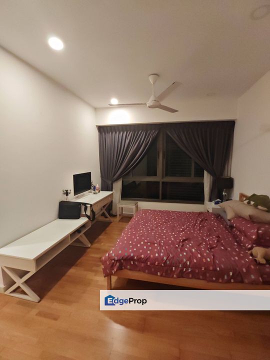 Fully furniture 3 room service apartment at iskandar residence medini, Johor, Nusajaya