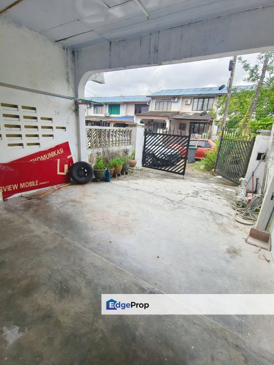 Taman Johor Jaya Johor Bahru Freehold, Low Cost House for Sale RM280