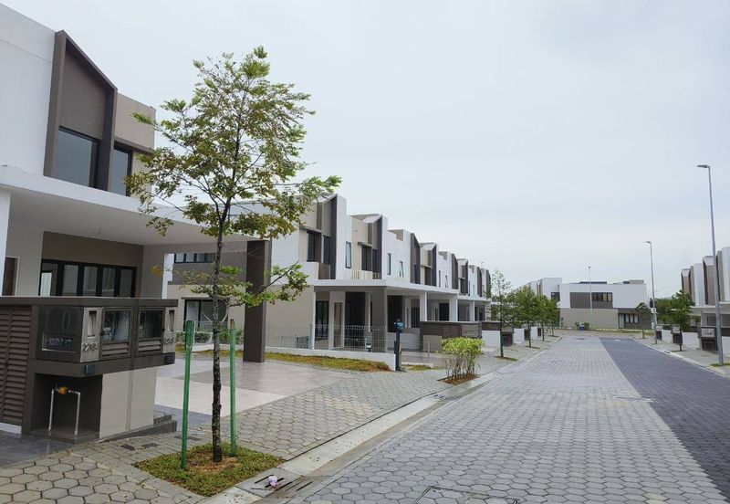 Sunway Citrine Lakehomes