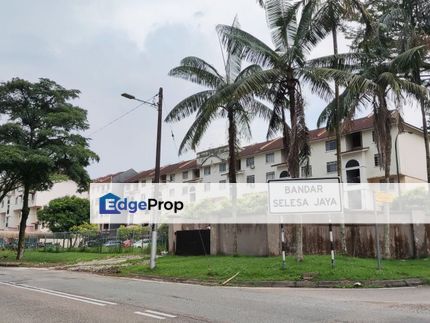 Sri Awana Town House, Duplex Unit @ Freehold, Basic Renovation, Johor, Skudai