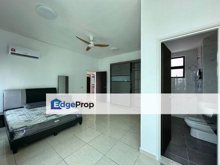 Fully furniture high floor sky breeze service apartment at bukit indah, Johor, Johor Bahru