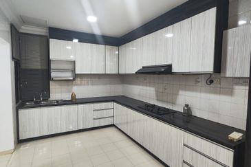 Sri Mulia Condominium