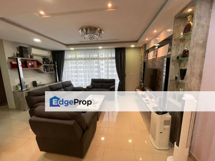 Freehold renovated 3 room austin regency for sales in mount austin, Johor, Johor Bahru