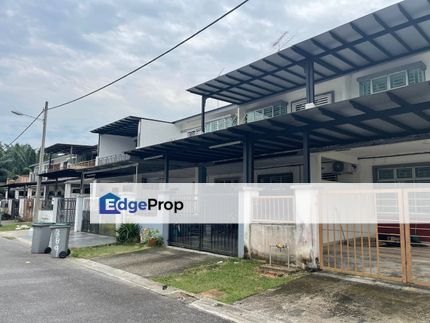 Freehold double storey landed house for sales in taman scientex kulai 2, Johor, Kulai