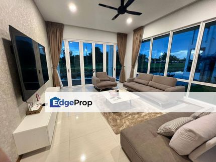 Freehold 3 storey bungalow isola villa at masai johor bahru, Johor, Masai