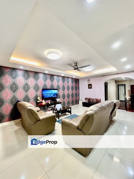 Freehold double storey renovated guarded at taman nusa indah iskandar puteri, Johor, Nusajaya