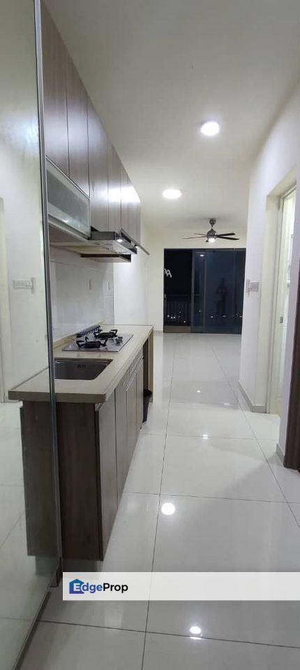 Freehold service apartment at country garden central park tampoi, Johor, Johor Bahru