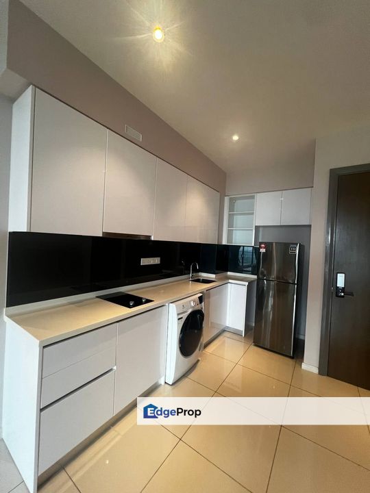 The Elysia park high floor 2 room fully furniture with balcony for rent, Johor, Nusajaya