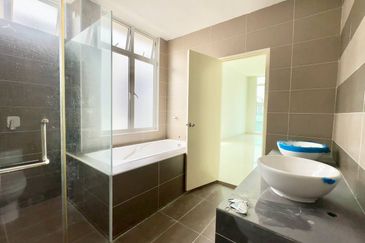 Winter Pavilion @ Taman Nusa Sentral