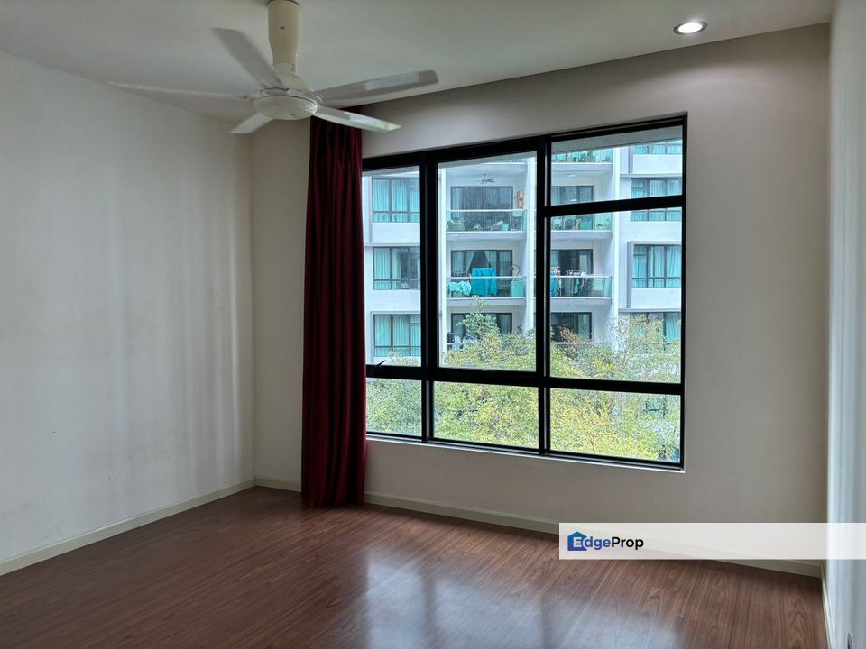 Fully furniture mid floor impiana east ledang service apartment for rent, Johor, East Ledang