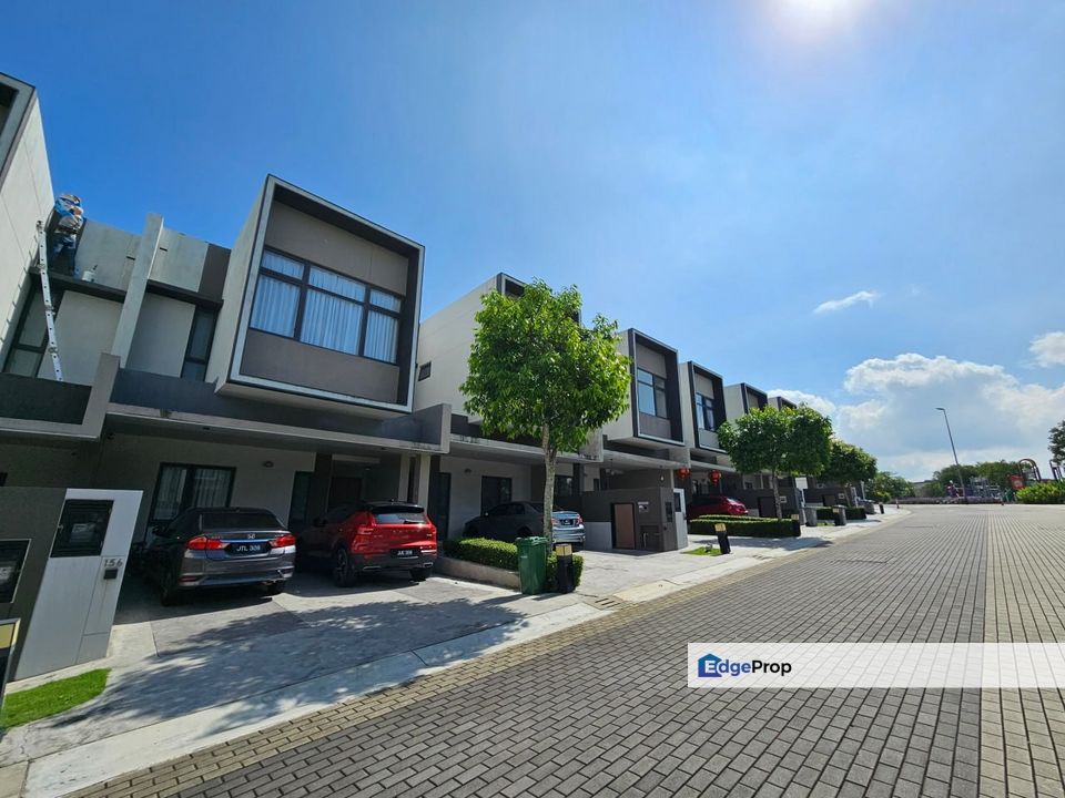 Double storey landed house renovated in emerald residence sunway iskandar, Johor, Nusajaya