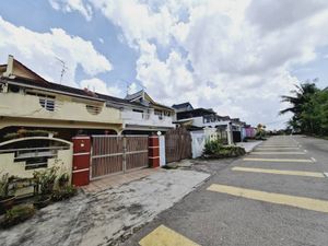 Freehold double storey corner lot landed house for sales in nusa ...