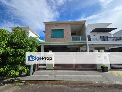 Freehold double storey cluster renovated guard and security at kangkar pulai skudai, Johor, Kangkar Pulai