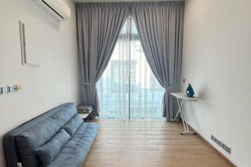 Freehold double storey semi d renovated unit in horizon hill iskandar puteri