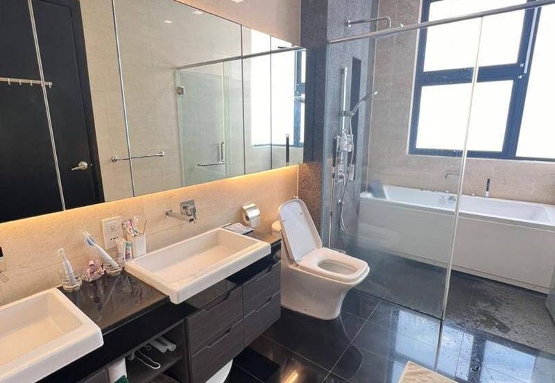 Freehold double storey semi d renovated unit in horizon hill iskandar puteri