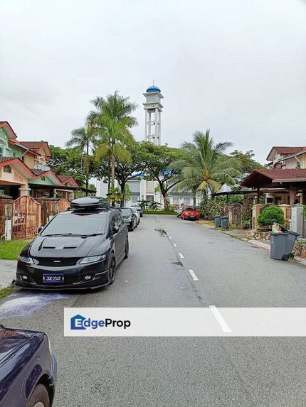 Freehold double storey landed house renovated at pulai indah kangkar pulai skudai, Johor, Kangkar Pulai