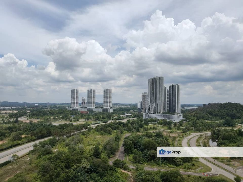 Fully furniture 3 room service apartment at one medini, Johor, Nusajaya