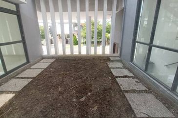 Freehold 2.5 storey corner lot bangalow at the hill horizon hill iskandar puteri