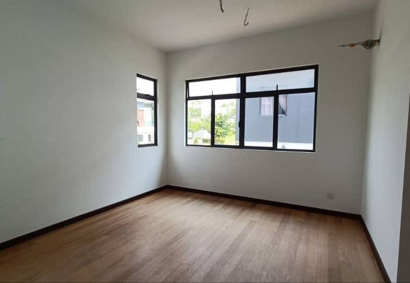 Freehold 2.5 storey corner lot bangalow at the hill horizon hill iskandar puteri