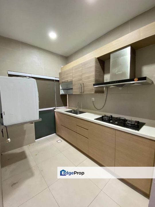 Freehold double storey corner lot cluster house renovated at canal garden south horizon hill, Johor, Horizon Hills