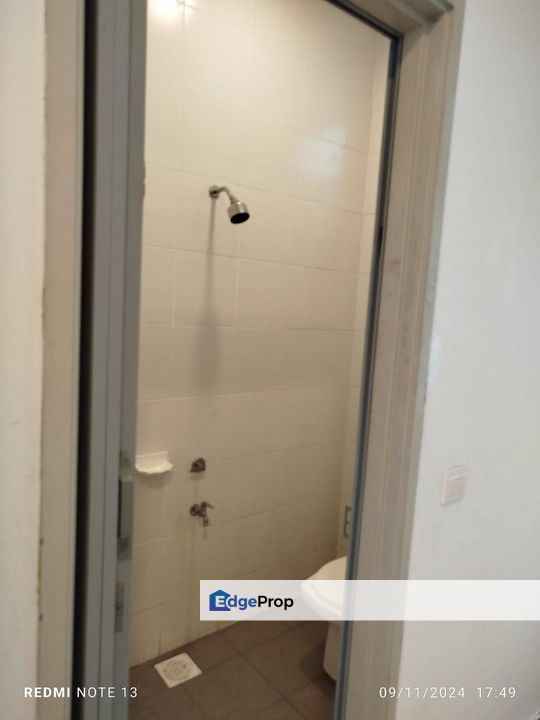 Freehold double storey cluster house renovated at taman nusa duta iskandar puteri, Johor, Johor Bahru