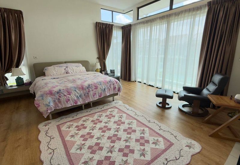 Freehold double storey cluster renovated at the green horizon hill iskandar puteri