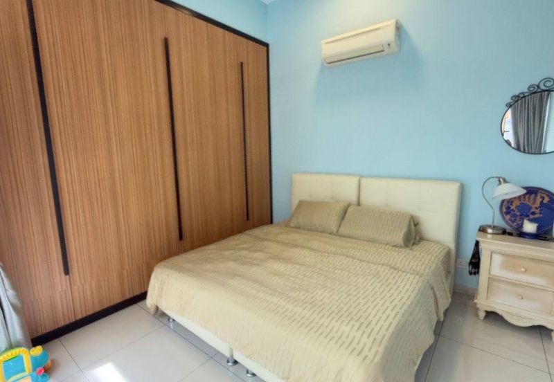 Freehold double storey cluster renovated at the green horizon hill iskandar puteri