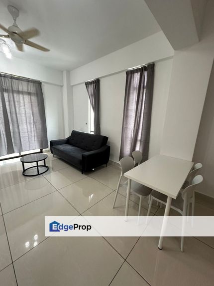 Fully furniture high floor corner lot d'inspire service apartment at nusa bestari skudai, Johor, Skudai