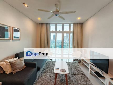 Fully furniture mid floor renovated 2 room service apartment at one medini, Johor, Nusajaya