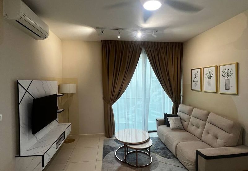 The M @ Medini Macrolink