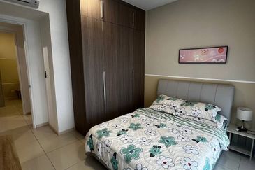 The M @ Medini Macrolink