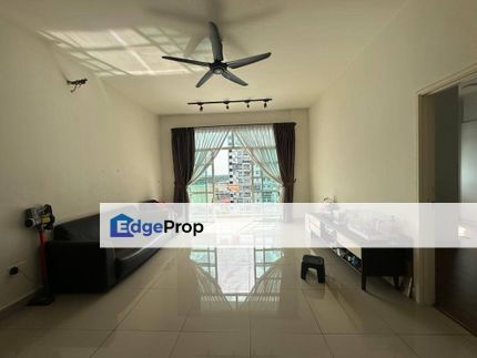 Frrehold full loan 3 room service apartment at nusa height gelang patah, Johor, Gelang Patah