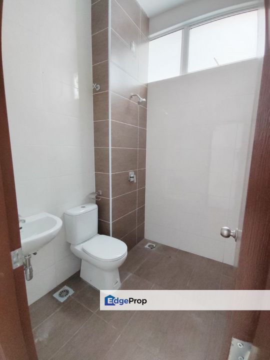 Freehold 3 storey cluster house guarded at taman nusa sentral iskandar puteri, Johor, Nusajaya