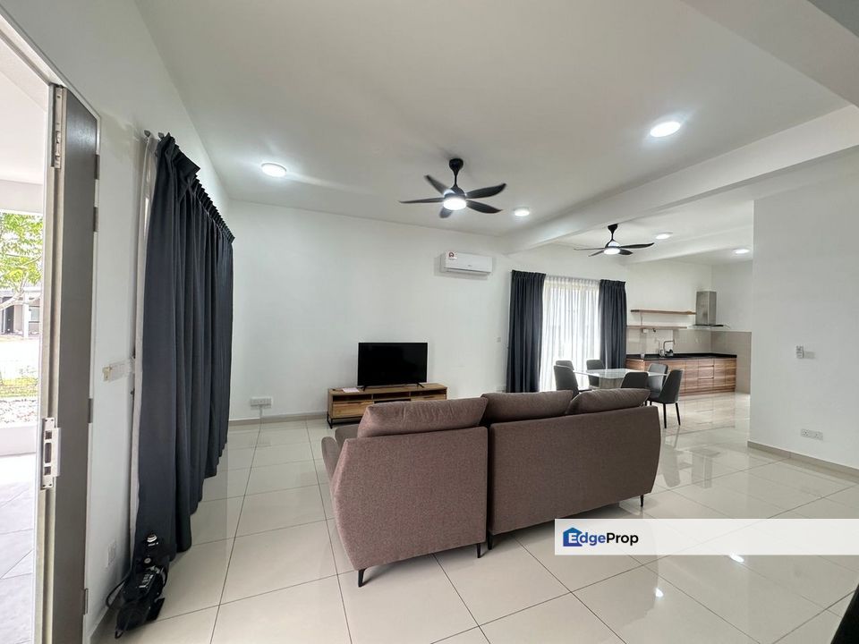 Fully furniture double storey landed house renovated at sunway citrine lakehomes, Johor, 
